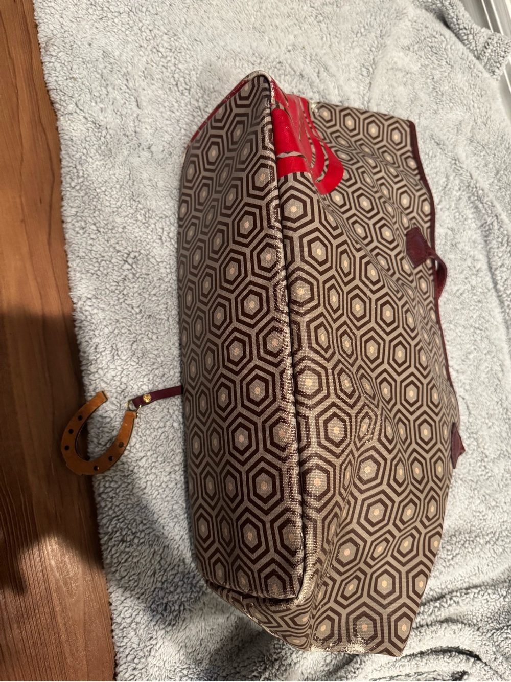 Jonathan Adler Geometric Tote with Red Floral Motif and Burgundy Trim - Picture 8 of 12